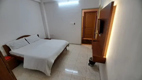 room with double bed