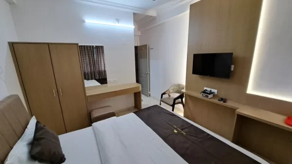 double bed room