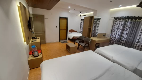 Luxury Room with 3 Bed